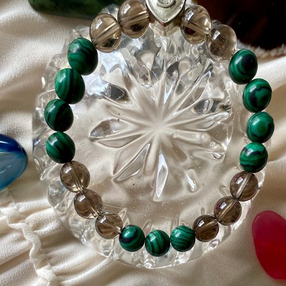 Smokey Quartz and Malachite precious stones with a silver in color HEART Bracele - Picture 2 of 2